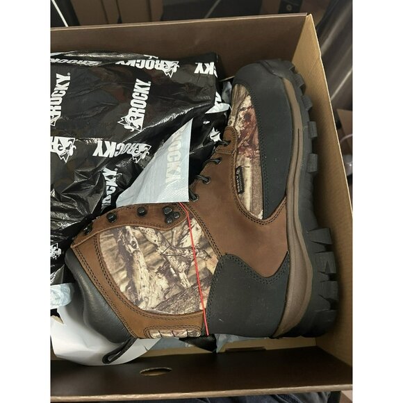 Rocky Core Men’s Size 13M Waterproof 800G Insulated Outdoor Camo Boots